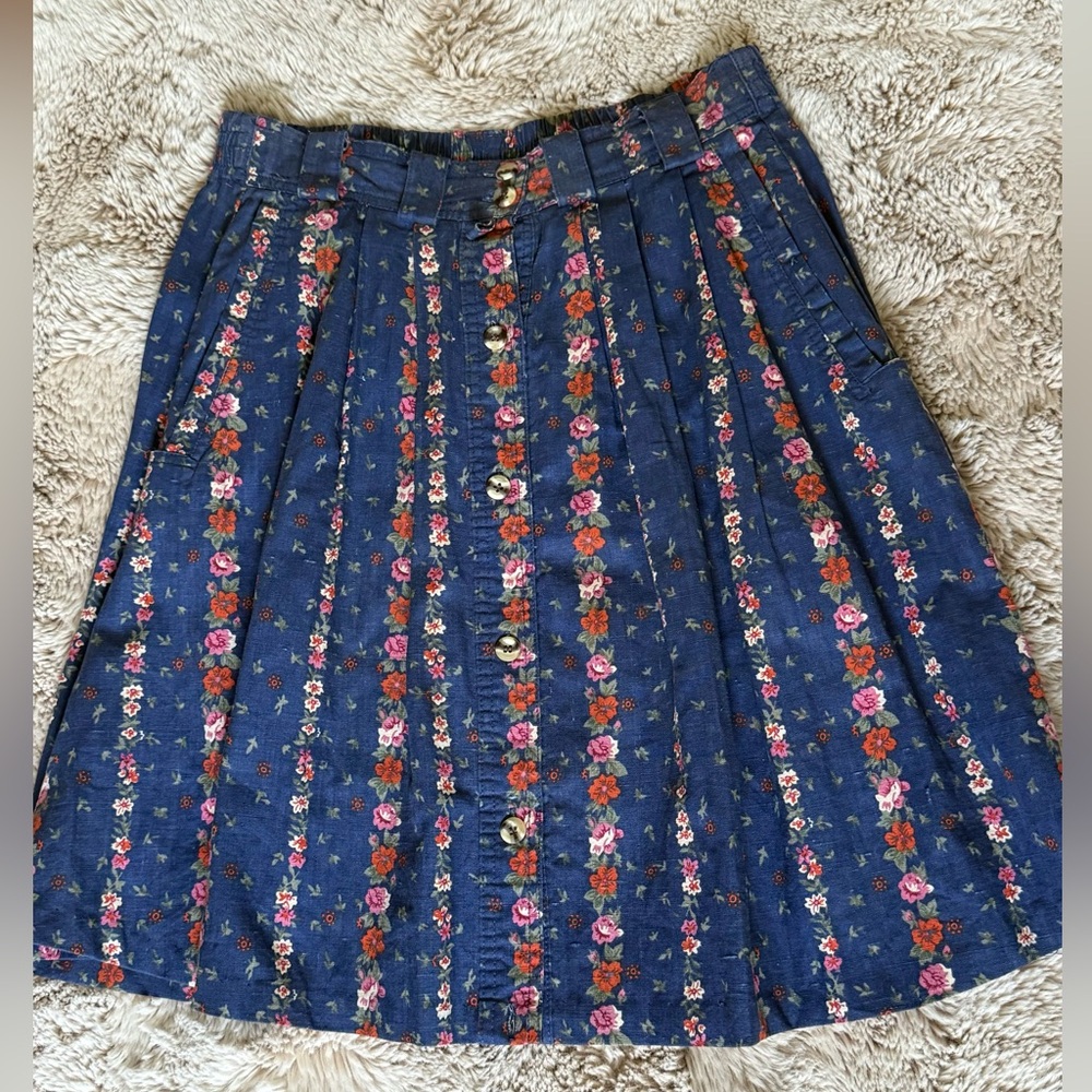 Vintage Cotton Linen Floral Skirt Size 8 Pockets Buttons Prairie Cottagecore